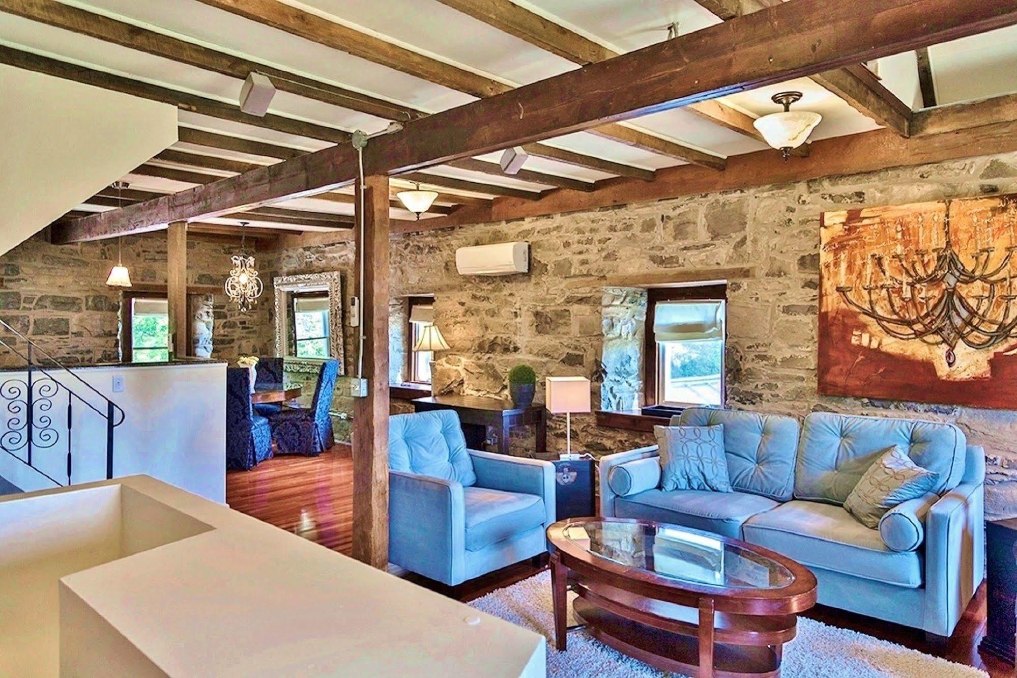 קינגסטון All Suites Whitney Manor מראה חיצוני תמונה